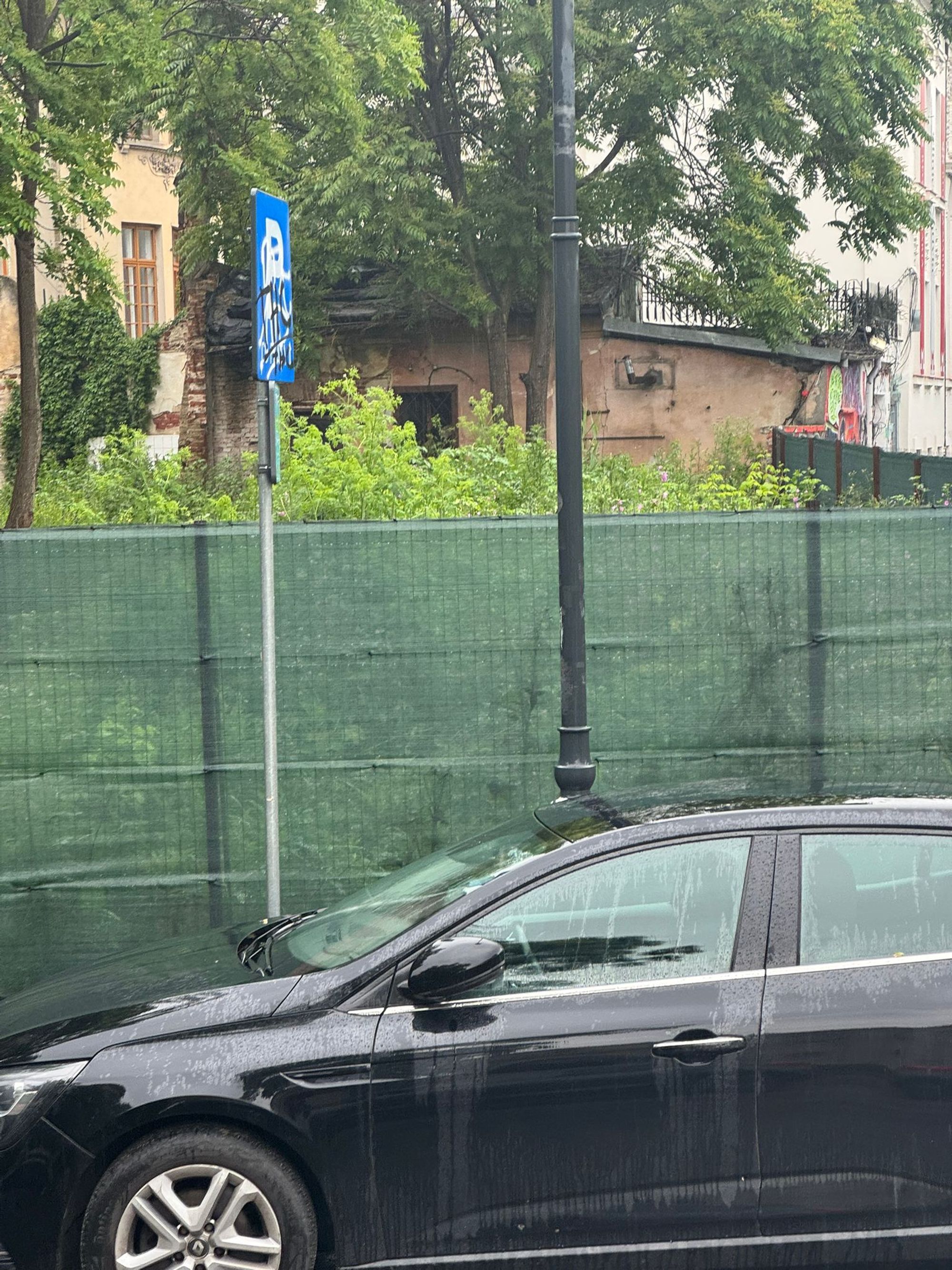 Ambrozie in Strada Dionisie Lupu 41, București, Municipiul București